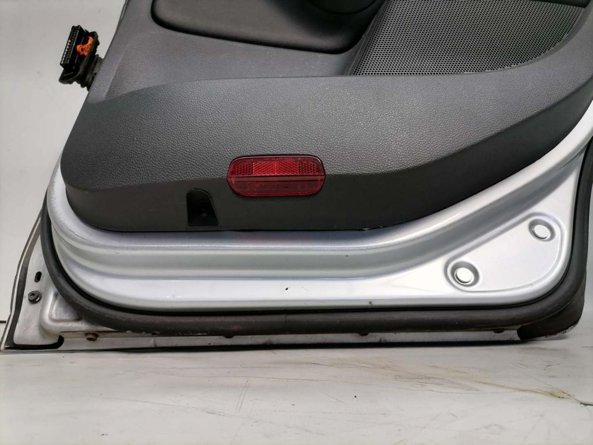 VW Jetta 1K2 original T&uuml;r hinten rechts LA7W Reflexsilber Bj.2007